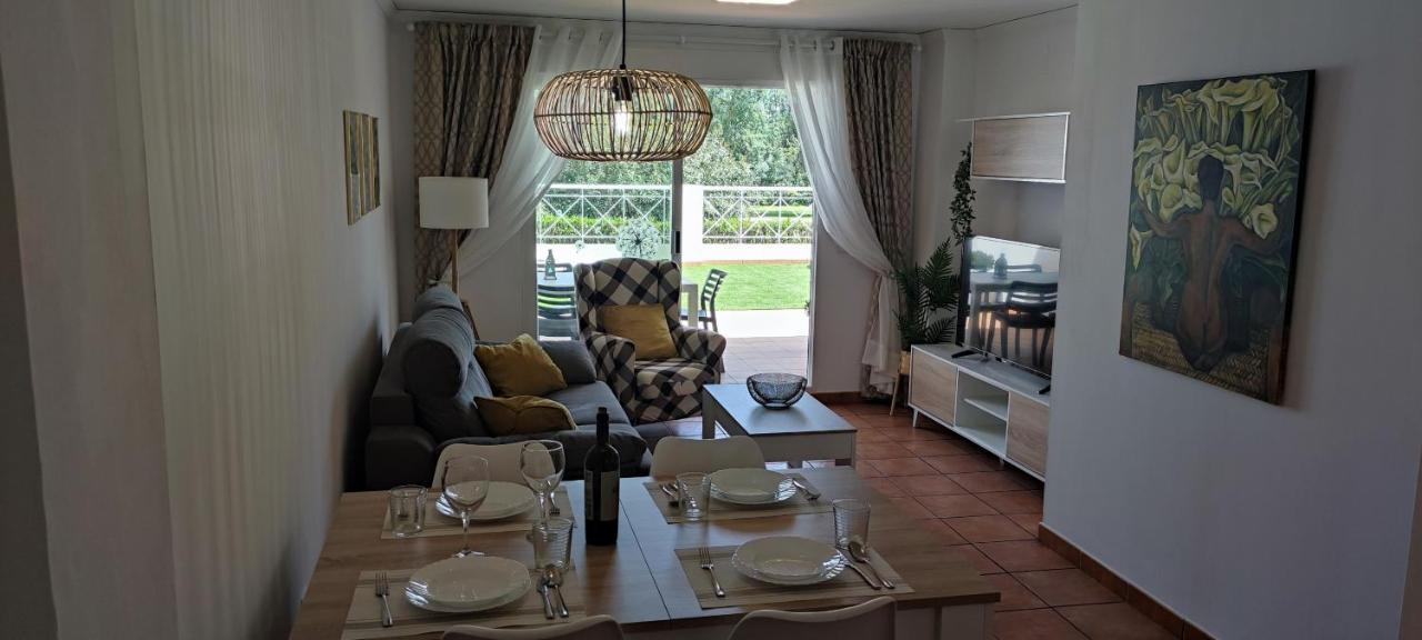 Апартаменты Oasis Hoyo 12 - Oliva Nova Playa Met&Golf Экстерьер фото